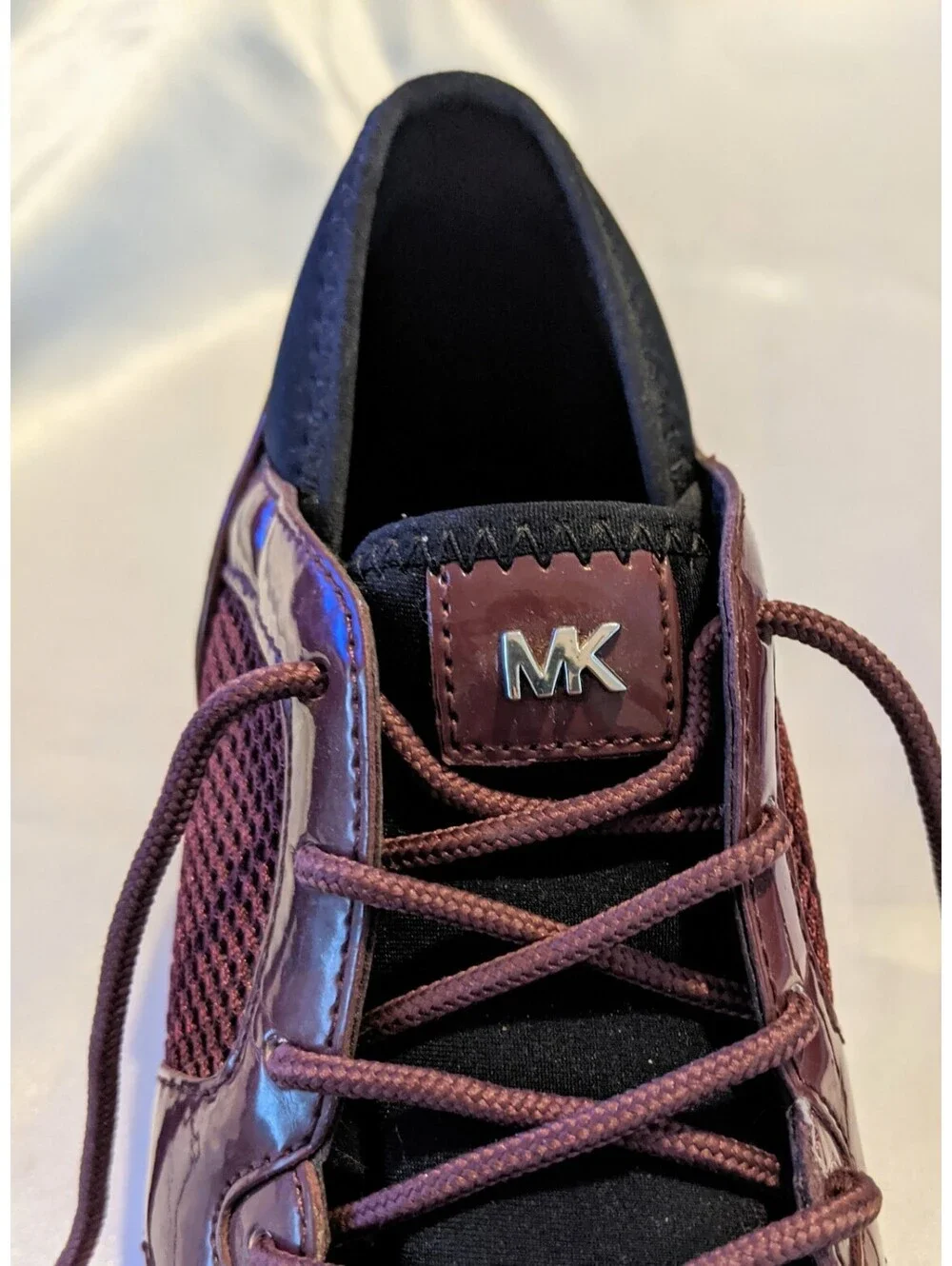 Michael Kors Liv Women's Burgundy Wedge Sneakers Trainers HJ19F Size 7 M EUC
